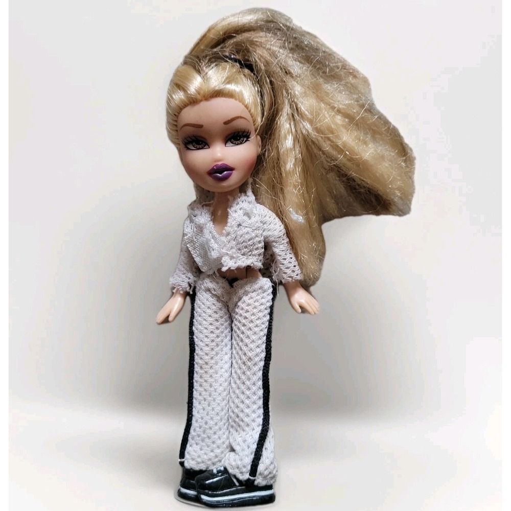 Vintage 2002 Lil' Bratz Cloe Doll - Original White Mesh Tracksuit & Platform...